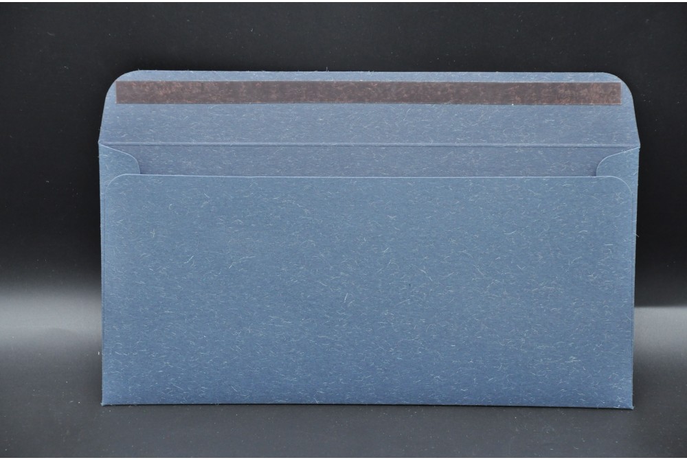  Конверт из дизайнерской бумаги Refit ЭКО шерсть темно-синий (плотность 250 гр.) формат Е65, 10 штук в упаковке.Цена за 1 упаковку.